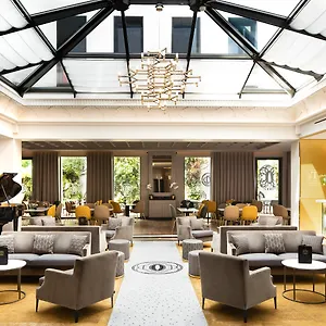 Le Tsuba 4* Paris